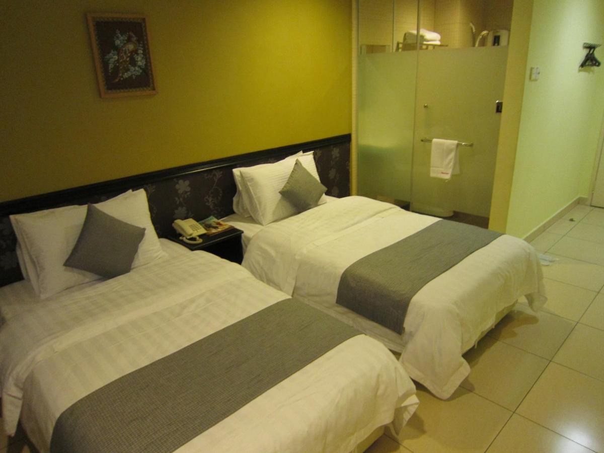 Oyo 151 Twin Hotel