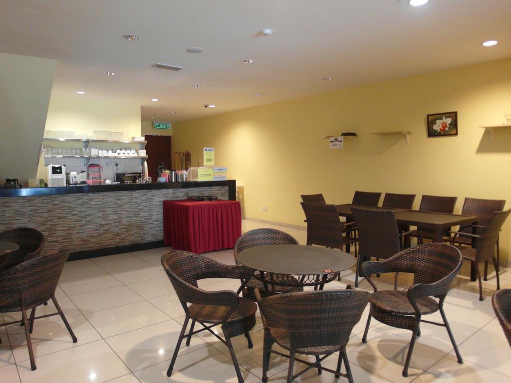Oyo 151 Twin Hotel 2*