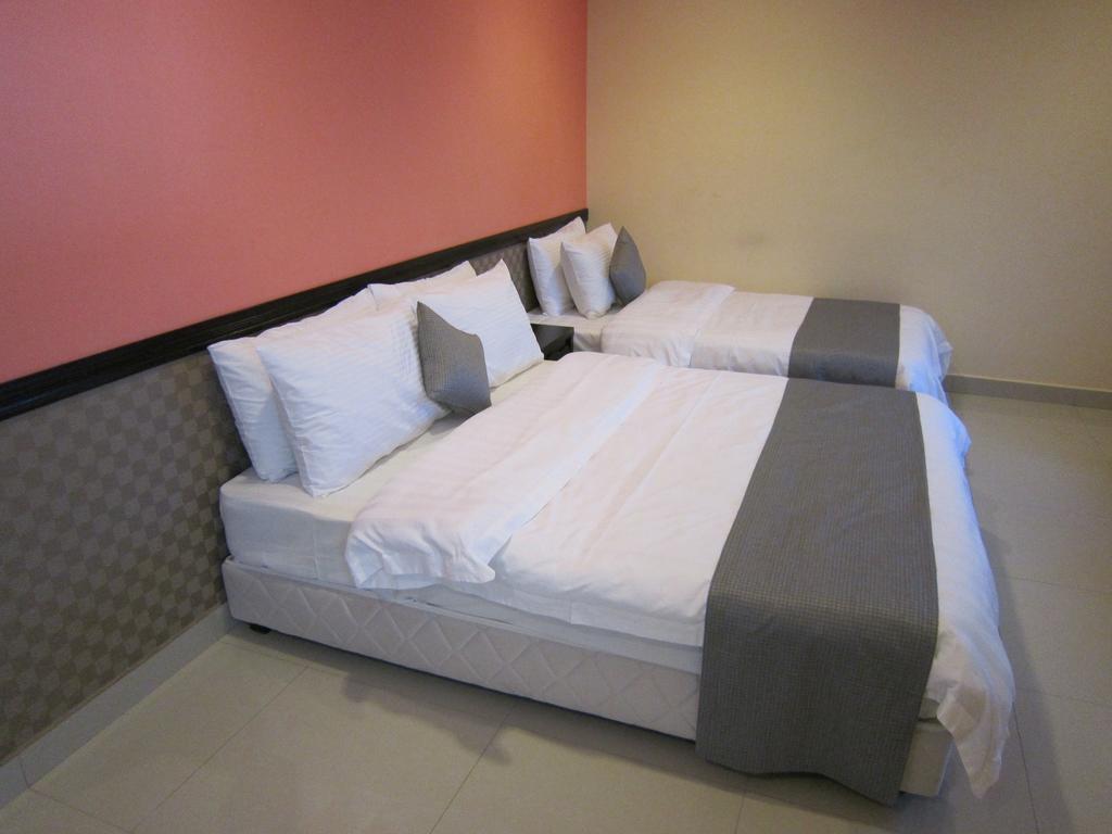 Oyo 151 Twin Hotel