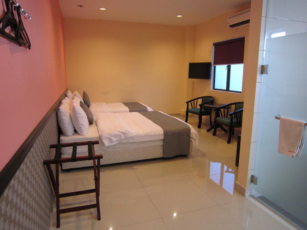 Oyo 151 Twin Hotel