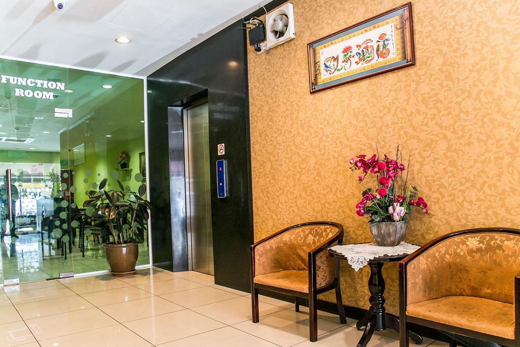 Hotel Oyo 151 Twin 2*